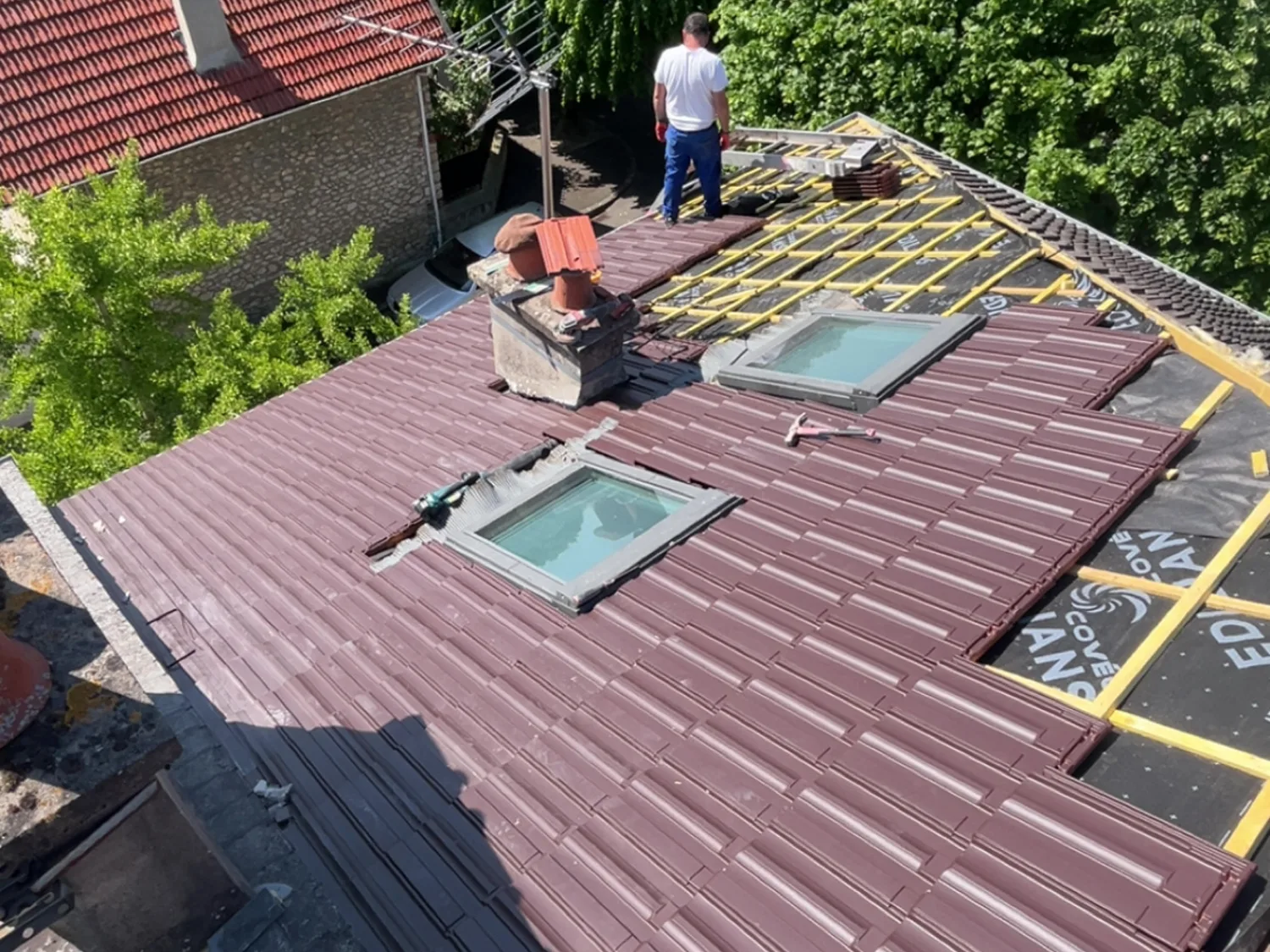 Réalisation : Pose de couverture en cours — Résidentiel rénovation